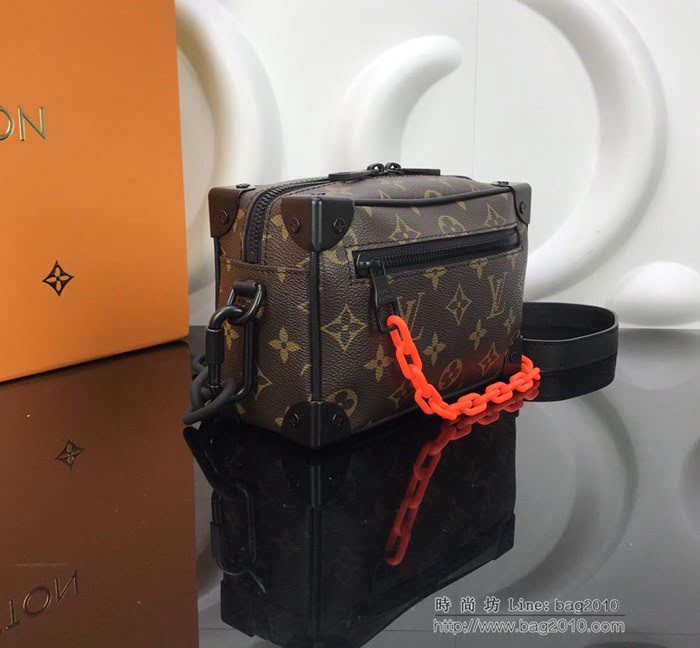 路易威登LV 頂級原單 M44480 標誌性Monogram Eclipse塗層帆布面 搭配樹脂鏈帶 單肩斜挎包 可手提  ydh2693